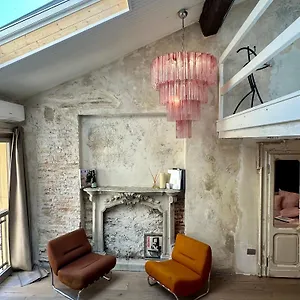 Charming And Design Attic Loft In Coolest Area Navigli Ticinese Apartment Mailand